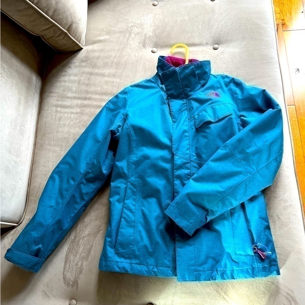 North Face Women's Helata 3-in-1 Ski Jacket Medium Teal Hyvent Waterproof